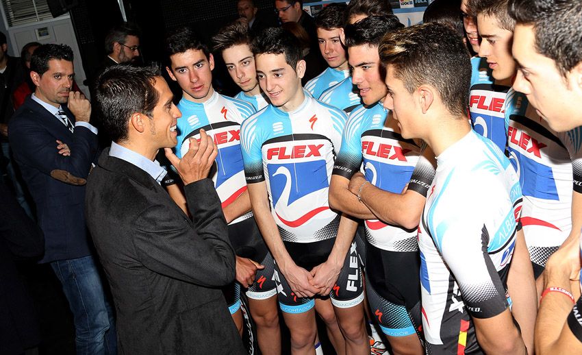 Fran Contador: "No estamos preparando el lanzamiento de un equipo profesional"