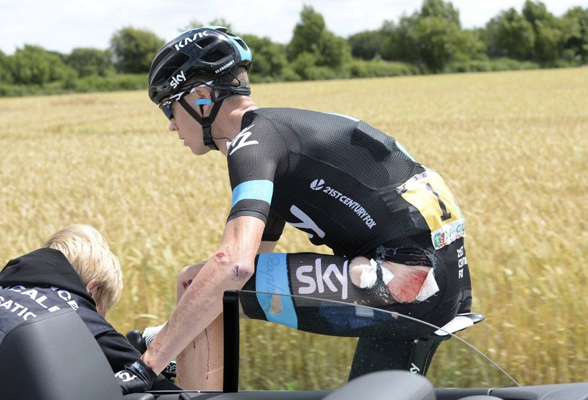Chris Froome sufre fracturas en la mano y en la muñeca