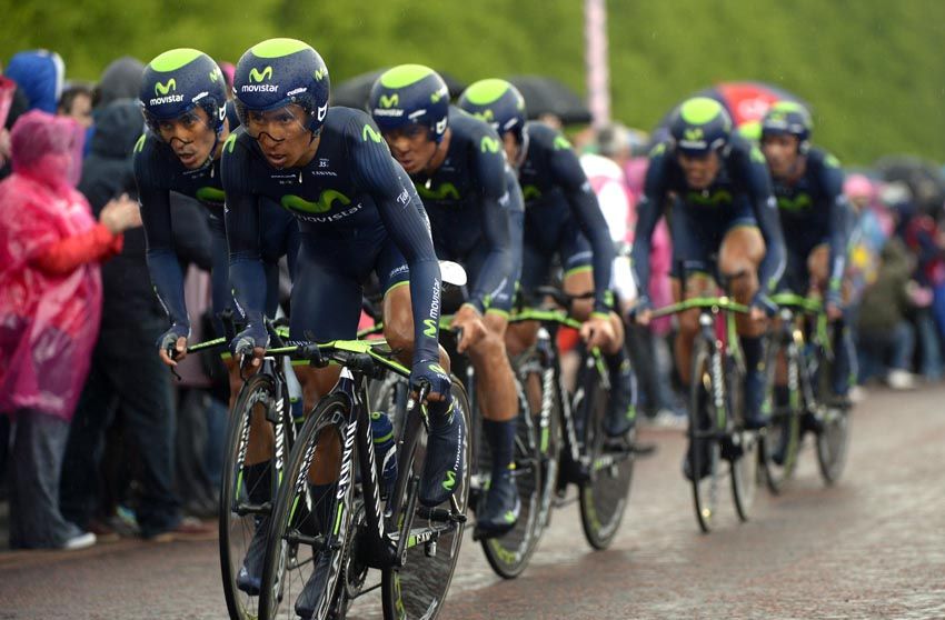¿Cómo entrena un equipo profesional como el Movistar Team?
