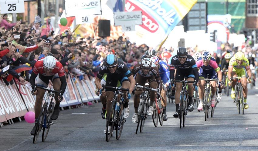 Giro de Italia 2014. Etapa 3. Kittel no deja dudas sobre su superioridad