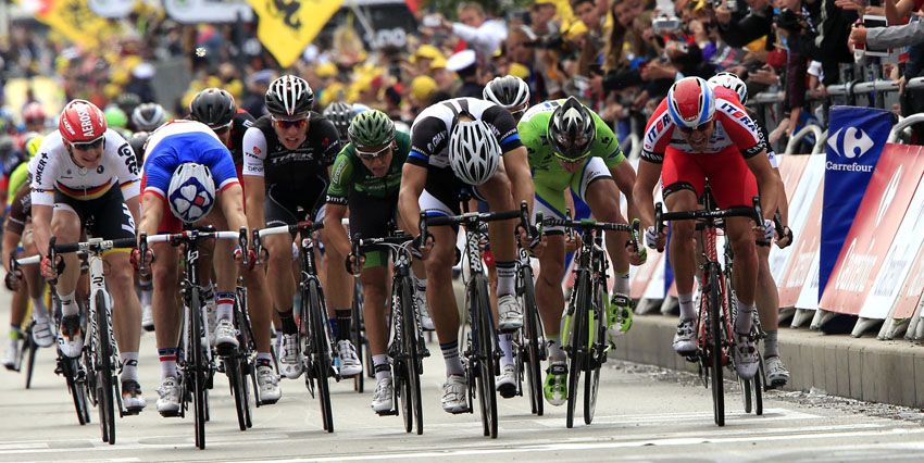 Tour de Francia 2014. Etapa 4. Kittel vuelve a ganar y Froome acaba por los suelos