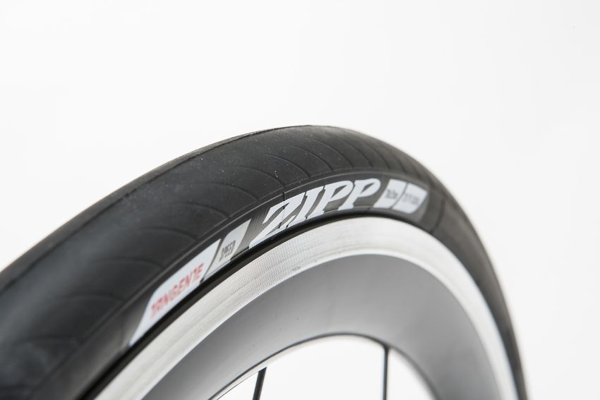 Prueba: Cubiertas Zipp Tangente 700x25