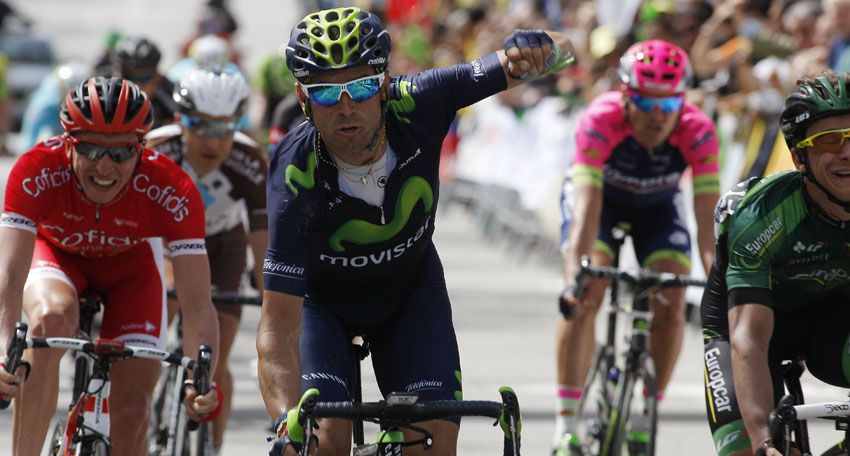 Volta a Catalunya. Valverde sella el Hat-Trick y Porte la general