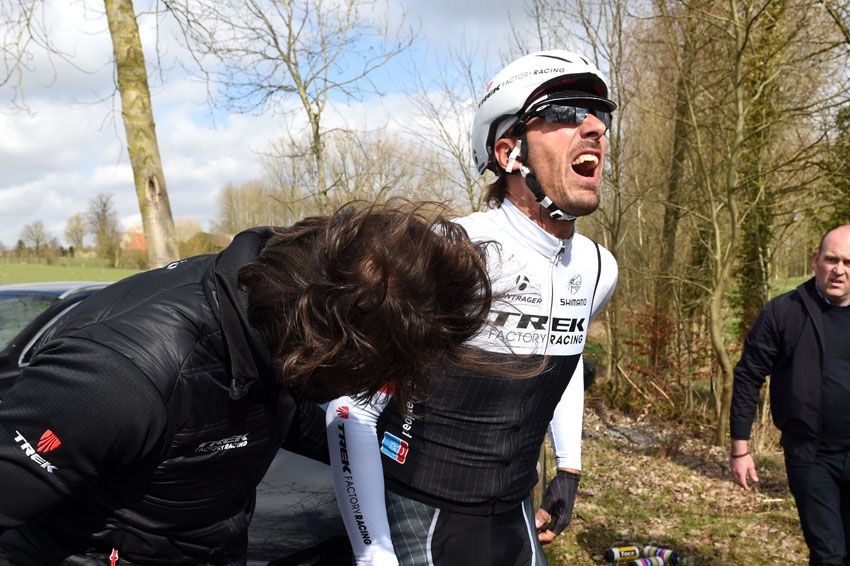 Fabian Cancellara se fractura dos vertebras