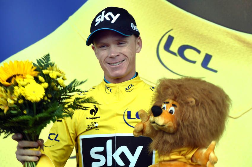 Froome: "Un aficionado me tiro una bolsa de orina"