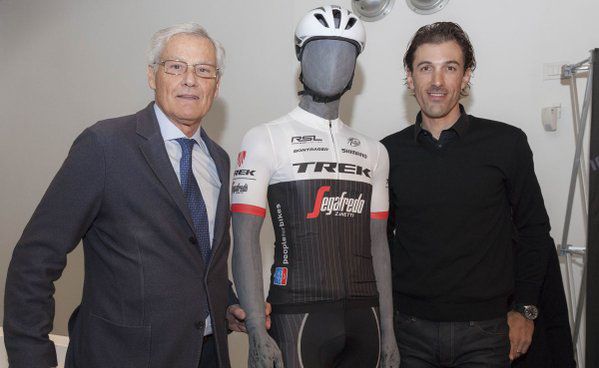 ¿Cómo cambia la llegada de Segafredo al Trek Factory Racing?