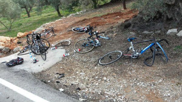 Atropellados seis ciclistas del Giant-Alpecin en Benigembla