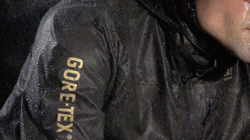 Gore presenta los nuevos productos Gore-Tex Active con superficie de repelencia al agua