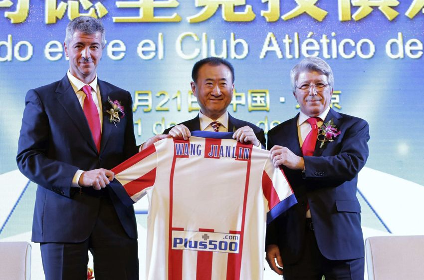 El hombre más rico de China quiere comprar las tres grandes