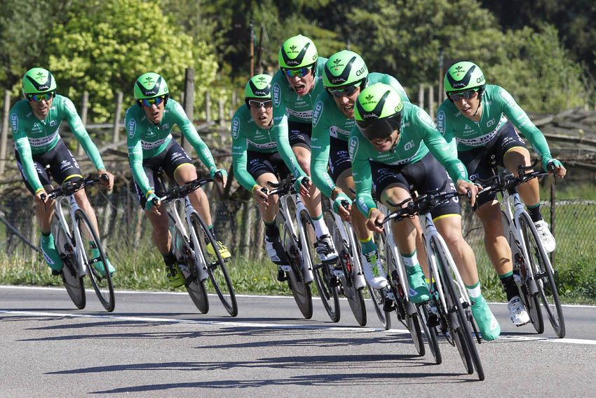Caja Rural, cargado de ilusión ante el debut en Tirreno-Adriático