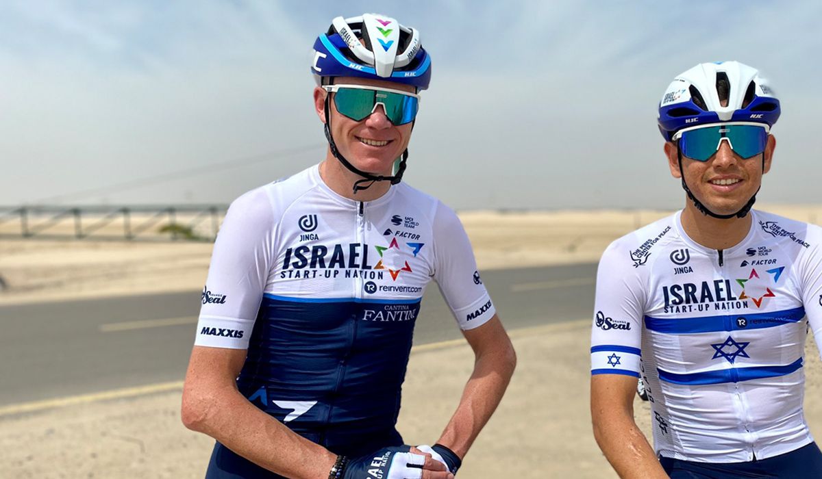 Froome, junto a su compañero de equipo Omer Goldstein en un entrenamiento previo al UAE Tour.