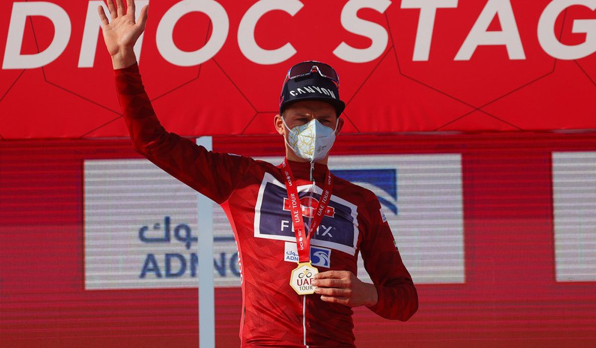Mathieu Van der Poel no podrá defender su liderato en el UAE Tour