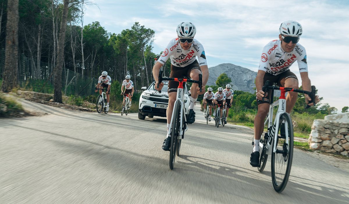 El AG2R Citroën se estrena en España corriendo La Volta del centenario