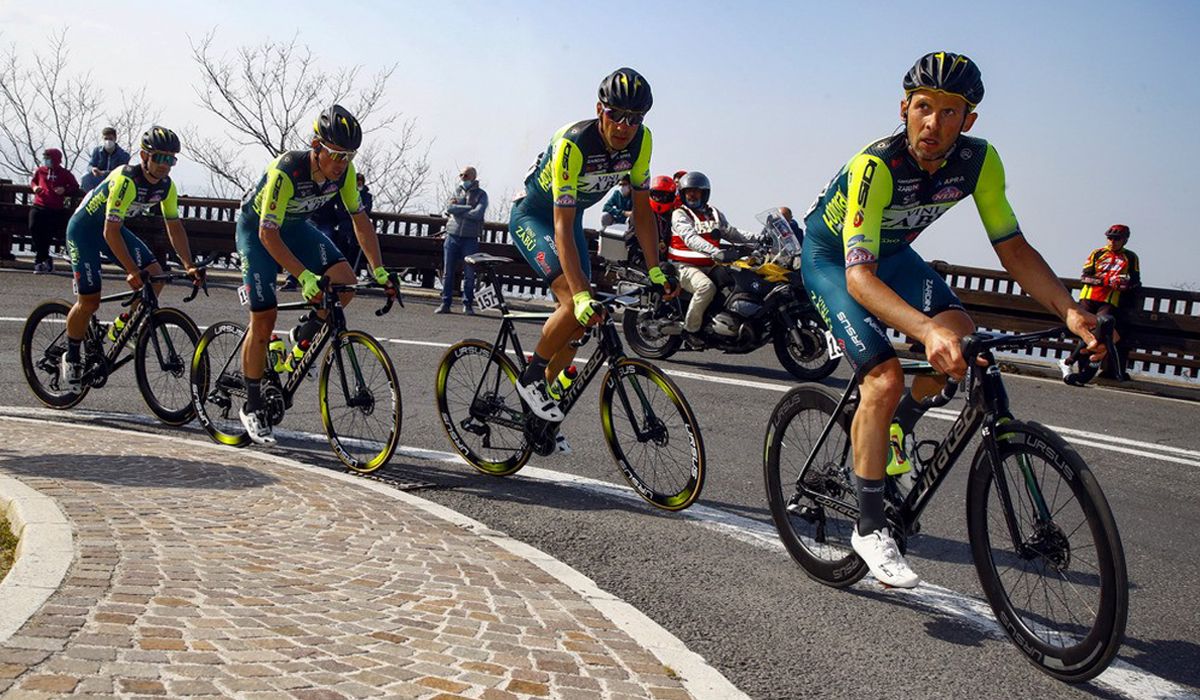 Vini Zabú renuncia a correr el Giro tras sus casos de dopaje