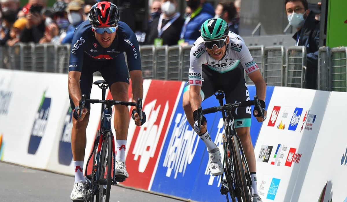 Gianni Moscon logra el doblete en el Tour de los Alpes