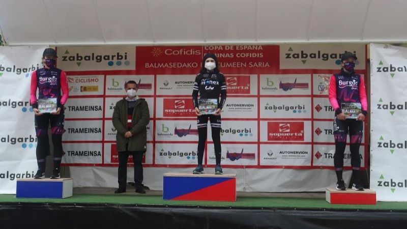 Podio final Podio final