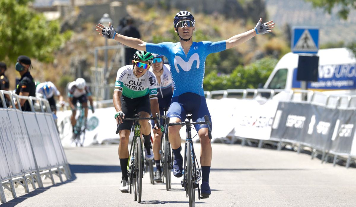 Gonzalo Serrano, primer líder de la Vuelta a Andalucía tras ganar en Zahara de la Sierra