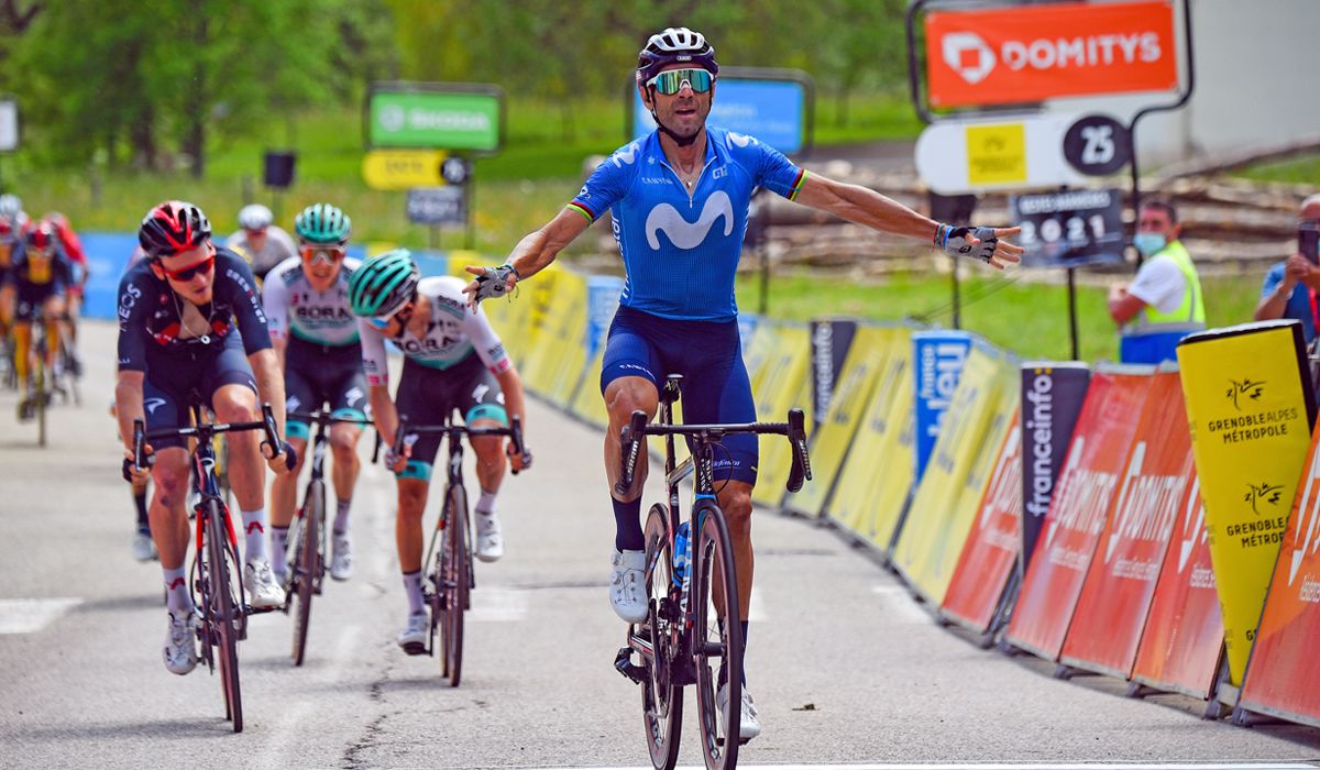 Poderosa victoria de Valverde, que remata el gran trabajo del Movistar Team