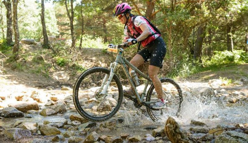 350 mujeres volverán a subirse a la bici en el Mountain B… 350 mujeres volverán a subirse a la bici en el Mountain B…