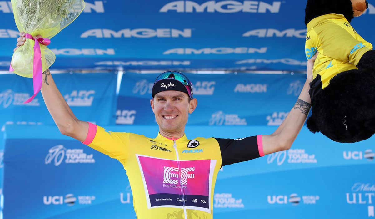 Tejay Van Garderen en el podio del Tour de California en 2019. 