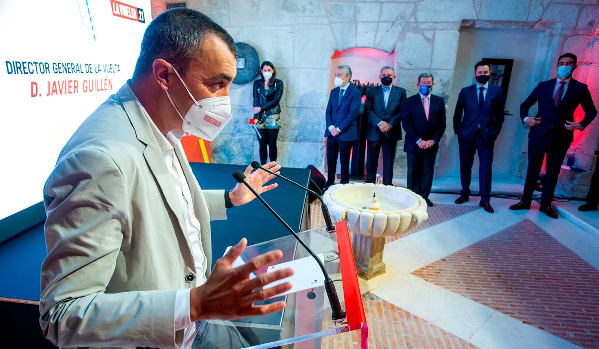 javier Guillén durante la presentación del spot oficial de La Vuelta 2021.