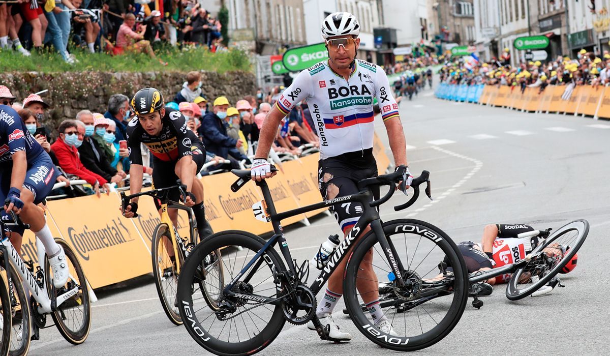 Peter Sagan sufrió una caída en los últimos metros de la 3ª etapa del Tour. 