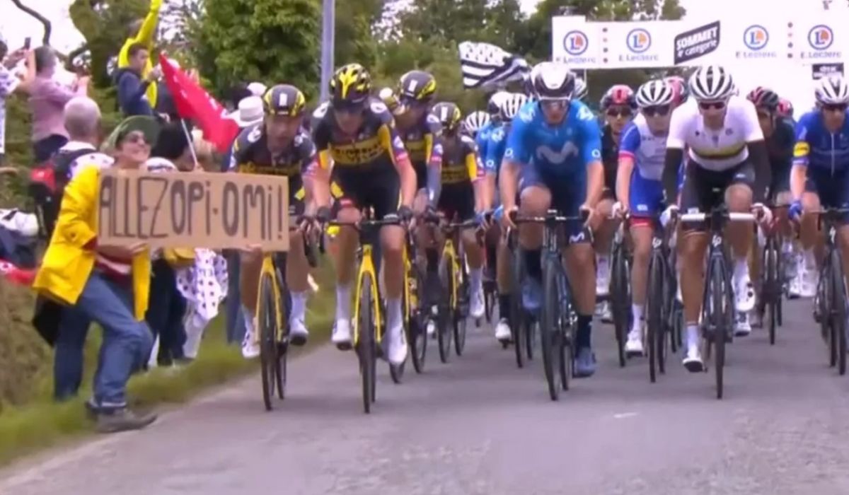 Detenida la espectadora que causó la caída multitudinaria de la primera etapa del Tour
