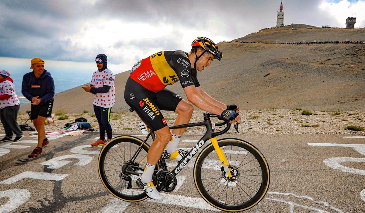 Wout van Aert, un gigante en el Mont Ventoux