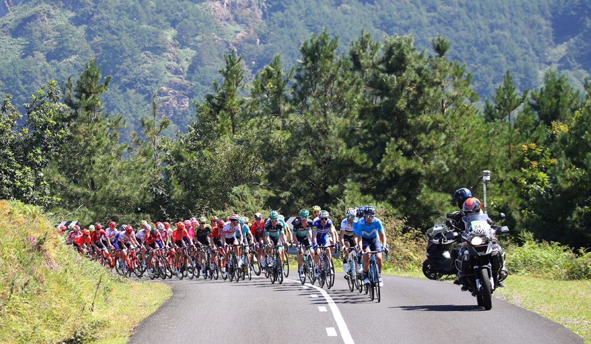 Una imagen de la edición de 2019 de la Clásica de San Sebastián. Foto: Photo Gomez Sport