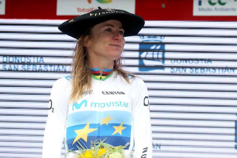 Van Vleuten, con la famosa txapela Van Vleuten, con la famosa txapela