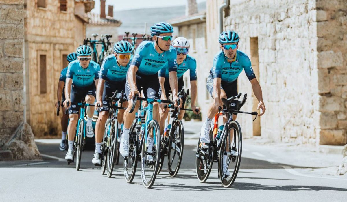 El equipo Astana seguirá en el pelotón en 2022