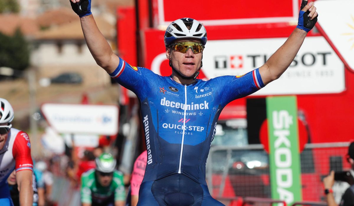 Fabio Jakobsen confirma su regreso al más alto nivel ganando por potencia en Molina de Aragón. Foto: Photo Gomez Sport