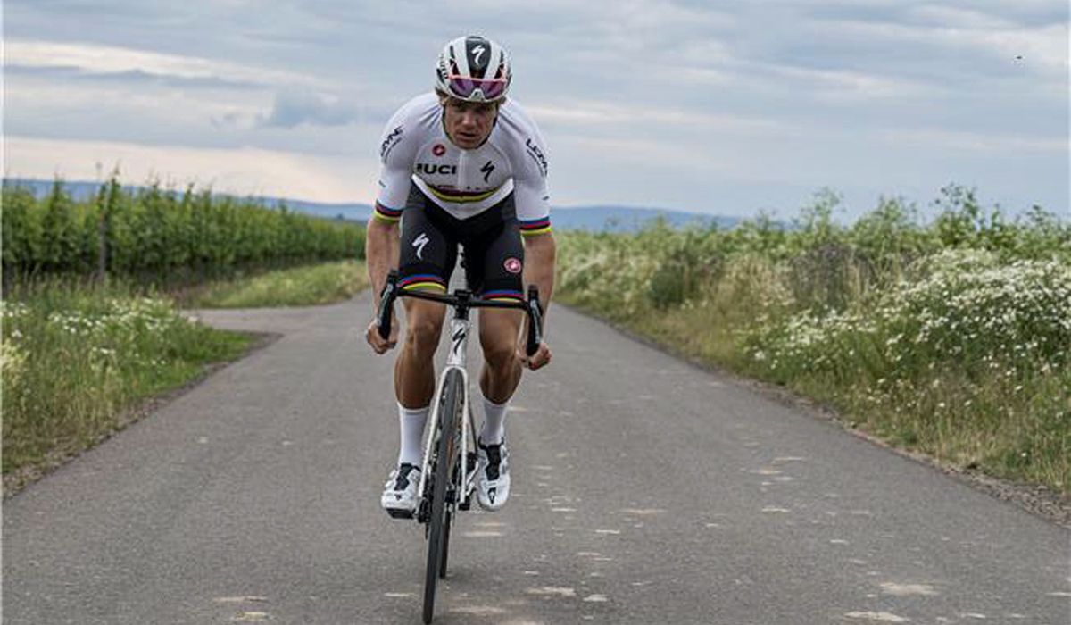 Jason Osborne, campeón mundial de remo, ficha como stagiaire por el Deceuninck-Quick Step