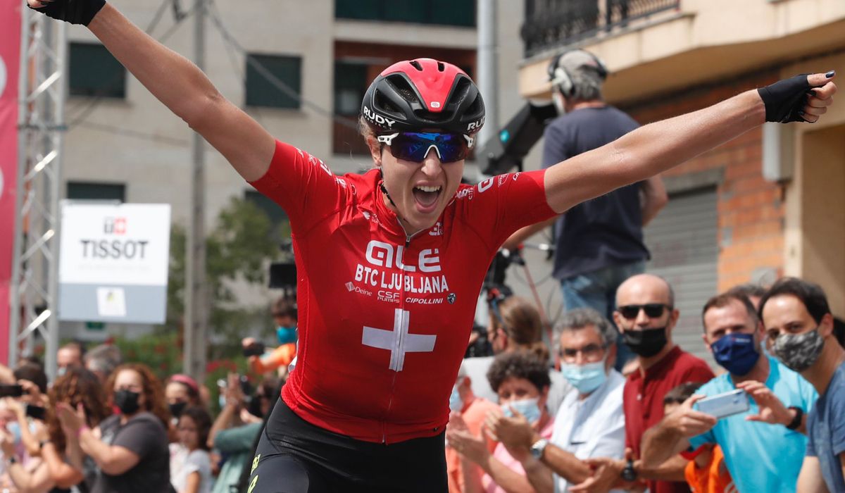 Victoria en solitario y liderato para Marlene Reuseer en la Ceratizit Challenge by La Vuelta