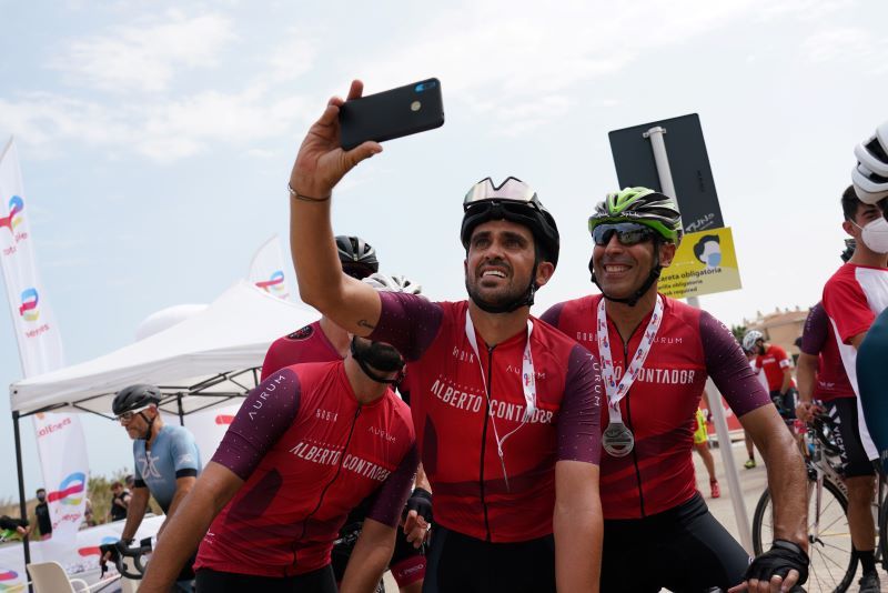Alberto Contador, tras finalizar su marcha. Alberto Contador, tras finalizar su marcha.