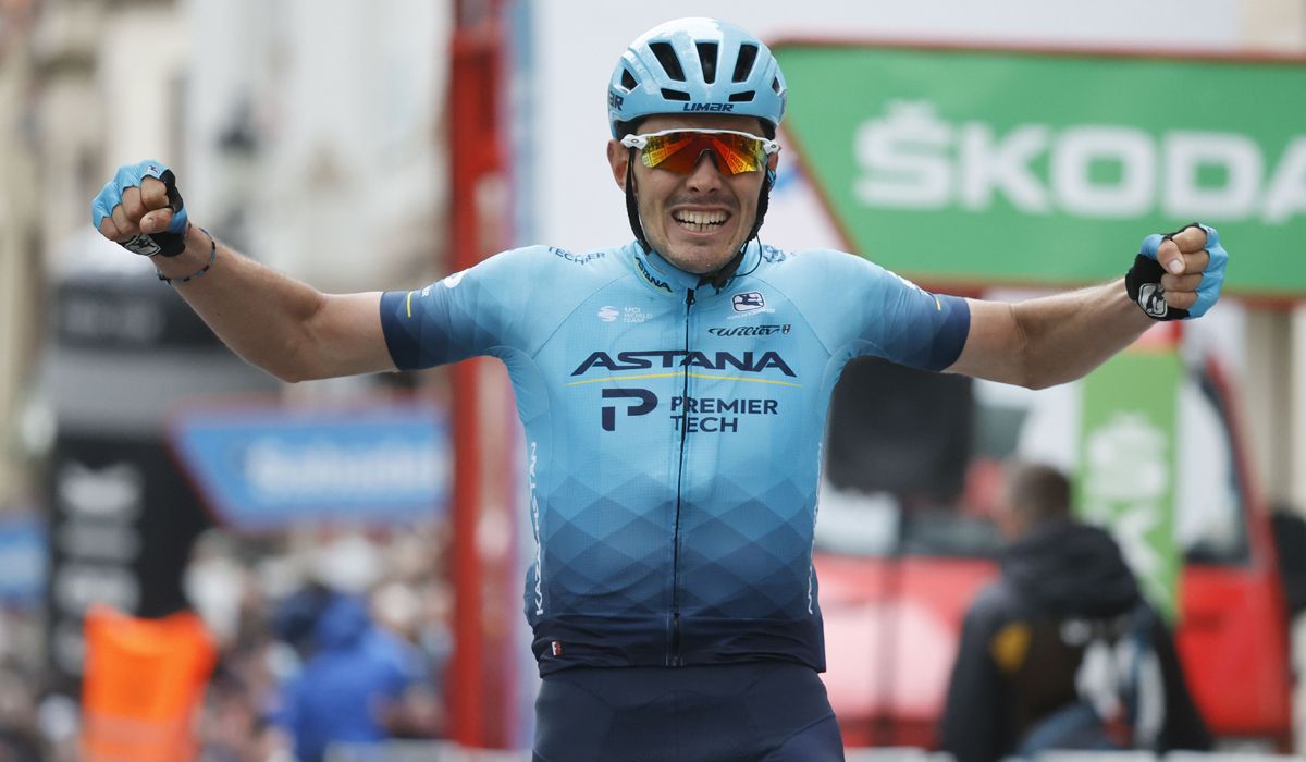 Alex Aranburu correrá en el Movistar Team hasta 2024