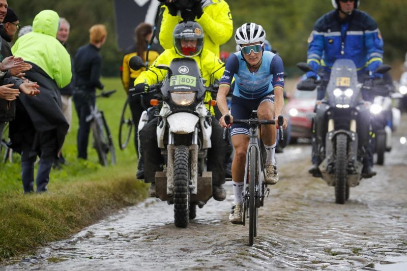 Deignan se adaptó como nadie a las durísimas condiciones de la carrera. Deignan se adaptó como nadie a las durísimas condiciones de la carrera.