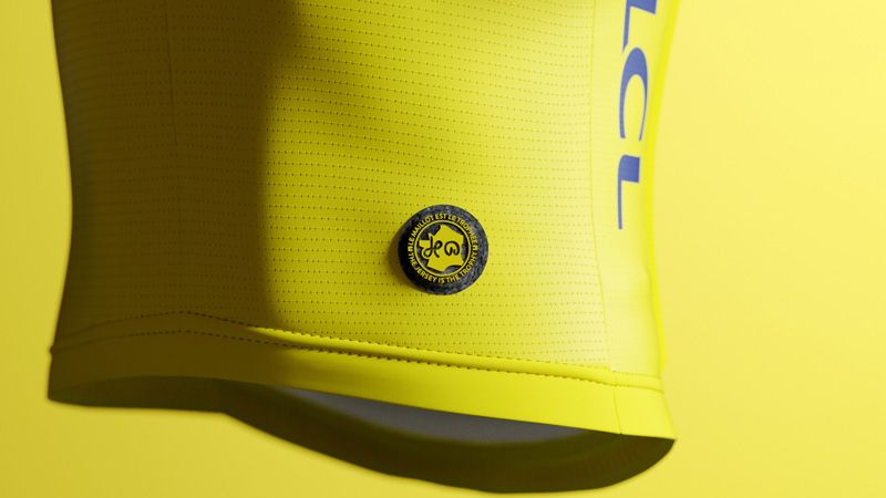 SANTINI 2022 TOUR DE FRANCE Yellow Jersey details (1) SANTINI 2022 TOUR DE FRANCE Yellow Jersey details (1)