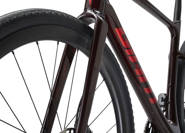 Revolt Advanced detalles 2 Revolt Advanced detalles 2