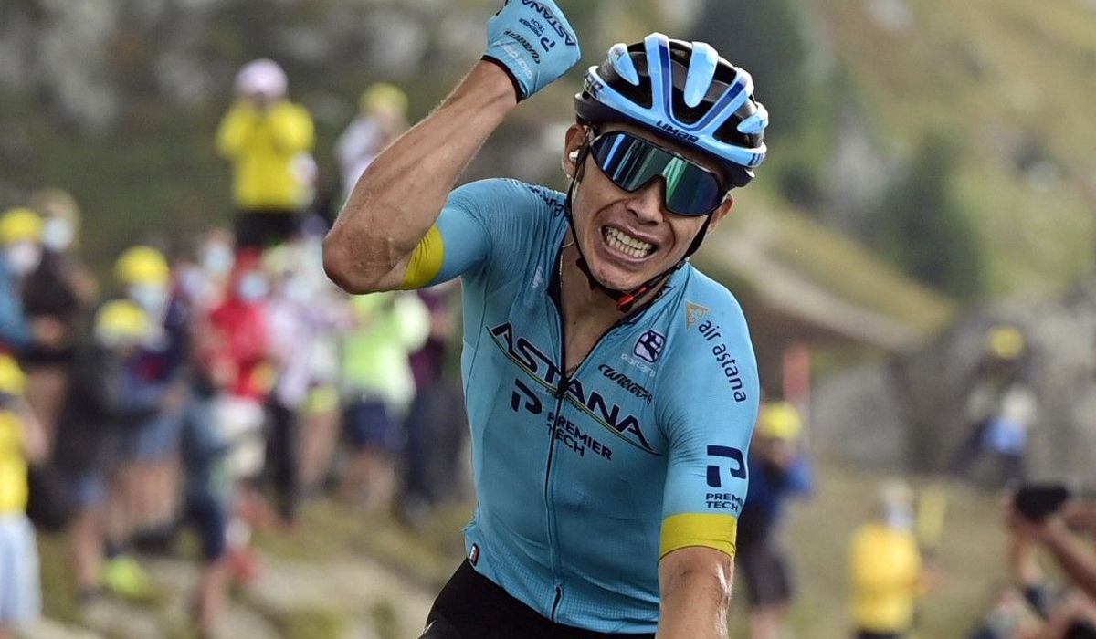 Miguel Ángel López en una imagen de 2020, con los colores del Astana