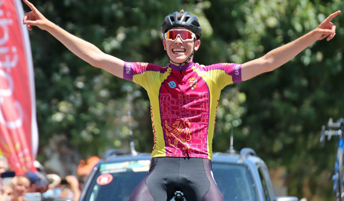 Iván Romeo correrá la próxima temporada en el Hagens Berman Axeon