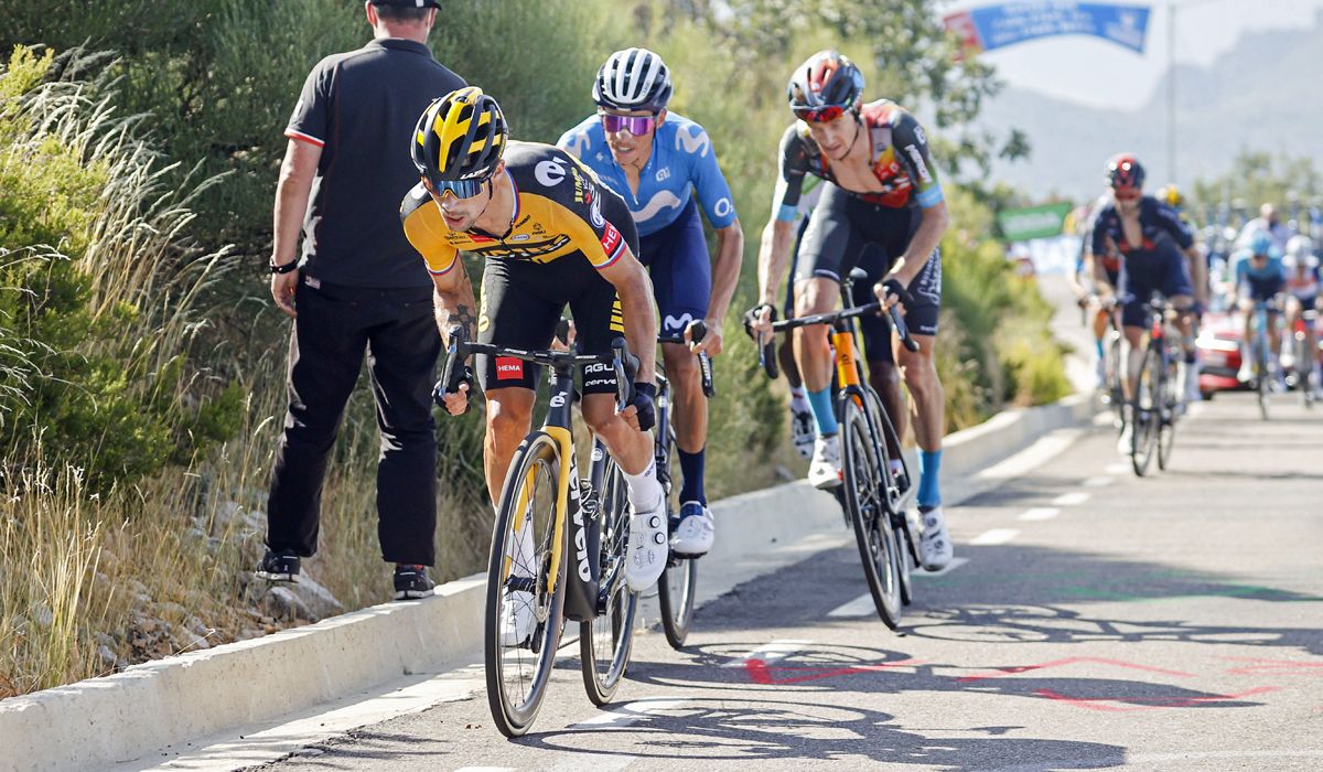 Imagen de la 14ª etapa de La Vuelta 2021, que transcurrió por tierras extremeñas con final en Pico Villuercas
