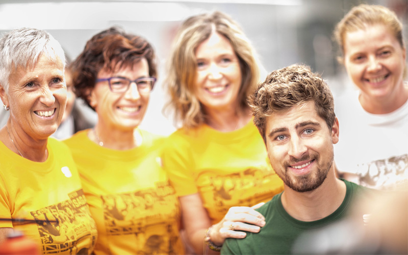 Peter Sagan, homenajeado en la sede de Sportful