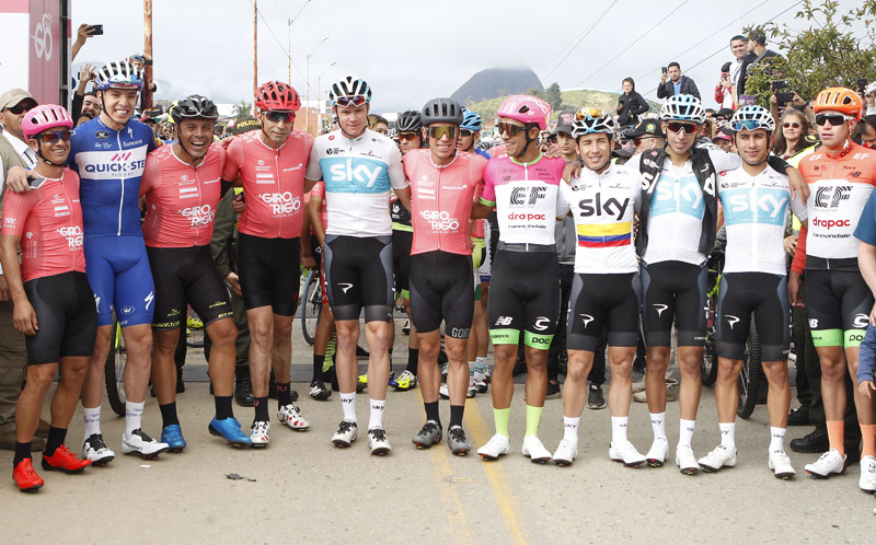Froome se divierte en las montañas de Colombia y promete regresar