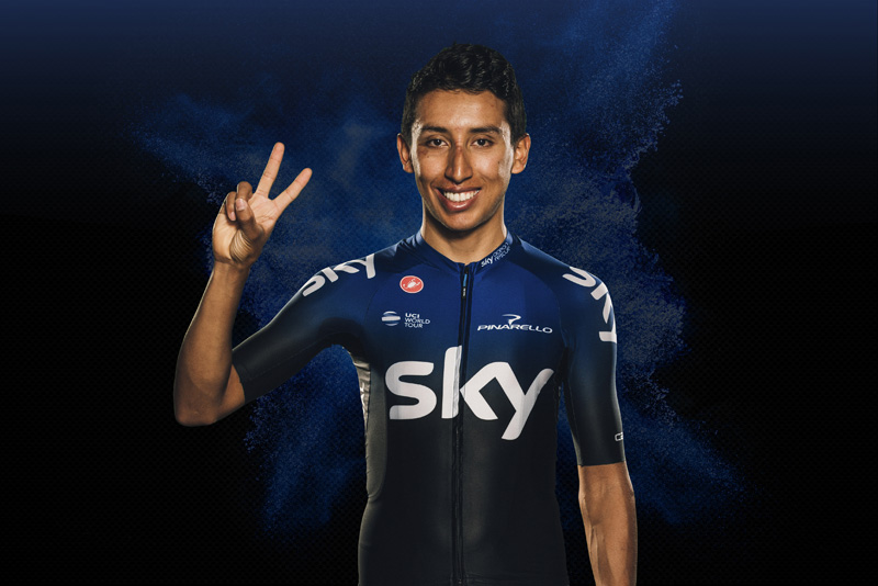 El Team Sky 2019 luce de negro y azul 