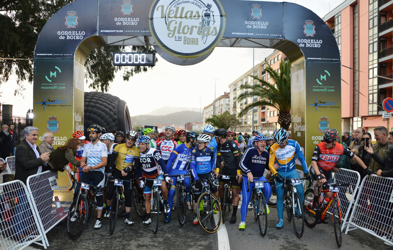 Perico y Pereiro se lucen en el Criterium Vellas Glorias de Boiro