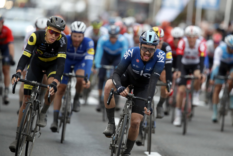 Bob Jungels vence en Kuurne y redondea un fin de semana perfecto para Deceuninck-Quickstep