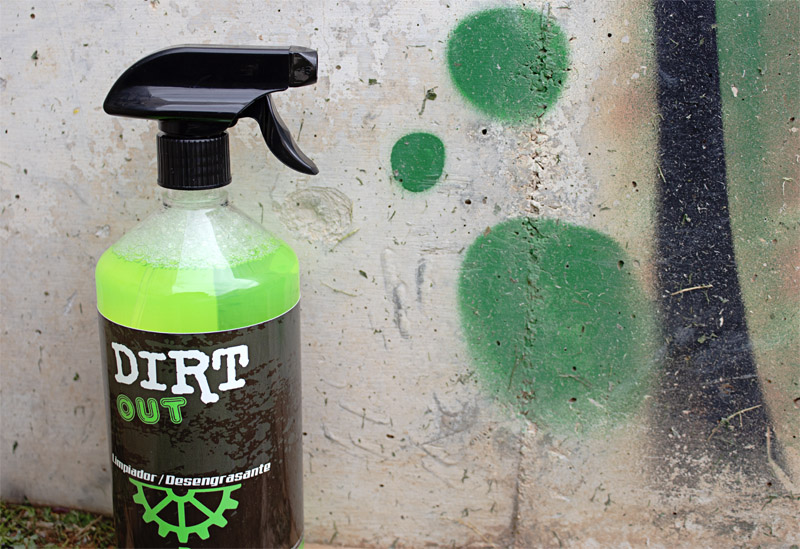 Dirt Out, nueva marca de productos de limpieza y mantenimiento de bicicletas de Eltin