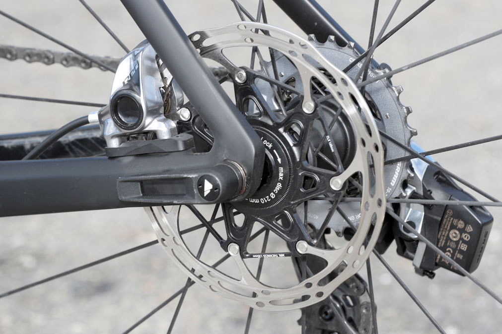 La Canyon más avanzada se pasa a las doce velocidades: así es Aeroad CF SLX Disc 9.0 SL