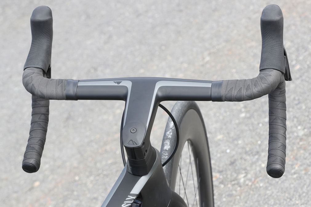 La Canyon más avanzada se pasa a las doce velocidades: así es Aeroad CF SLX Disc 9.0 SL